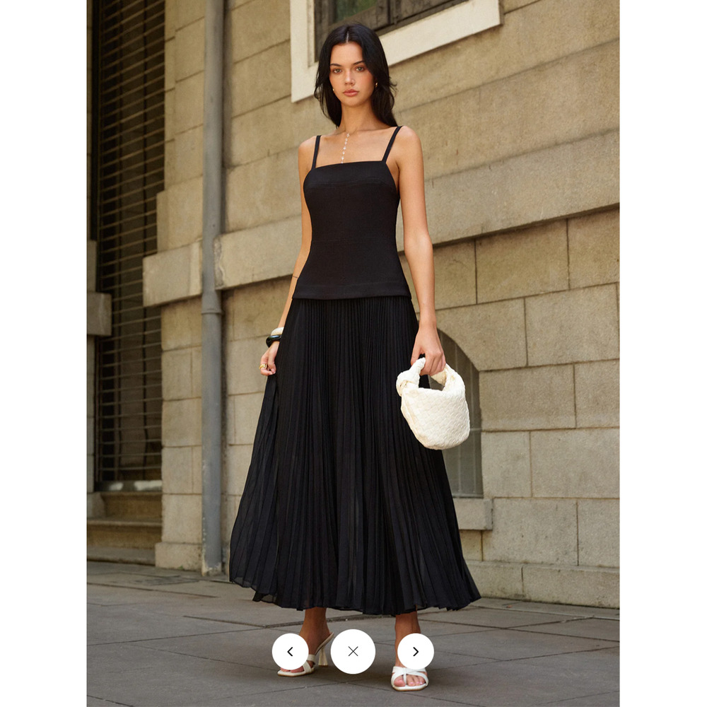 NWT Commense Spaghetti-Strap Backless Pleated Maxi Dress Sz M - Picture 5 of 9